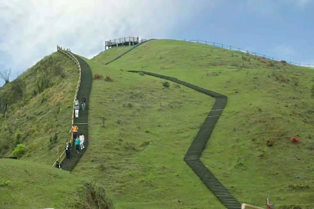 桂宿通新增岑溪天龍山莊白霜澗瀑布漂流走起廣西旅遊年卡