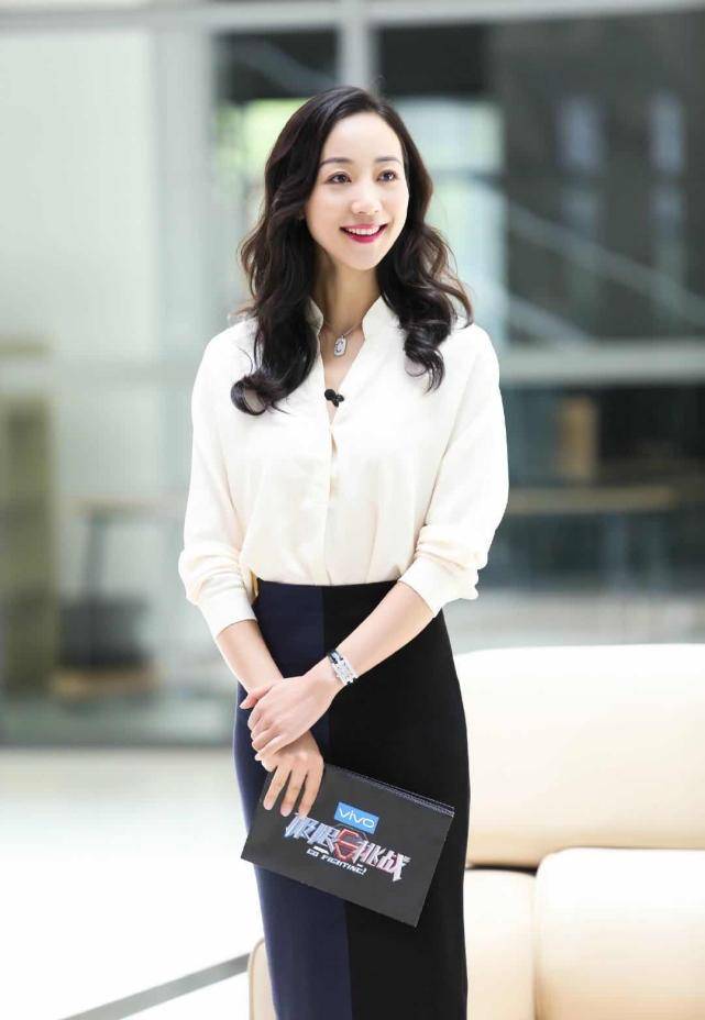 黑色|职场轻熟风怎么搭配？选对单品，干练气场立马凸显！