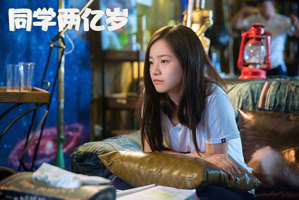 因为|没考上大学却被徐静蕾力捧，陶虹都忍不住夸她，李庚希有什么魔力