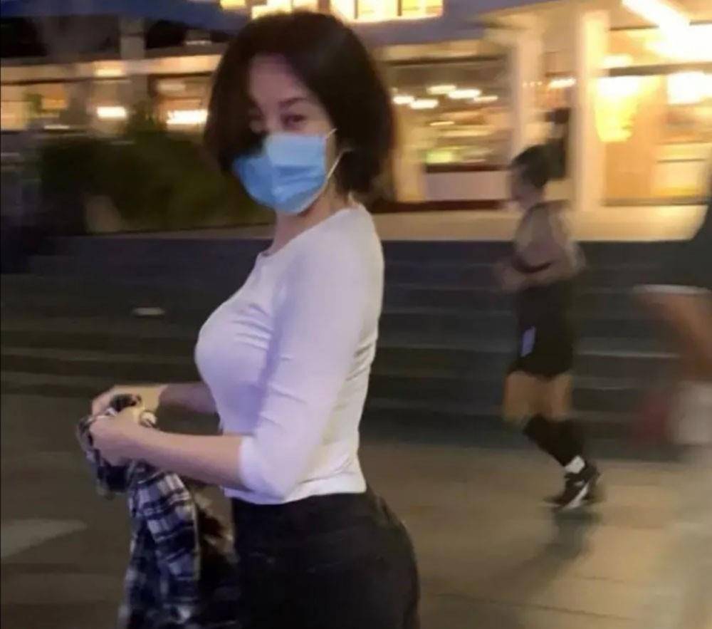女神|52岁许晴活成25岁，分享4个冻龄秘诀，网友：第4条最重要