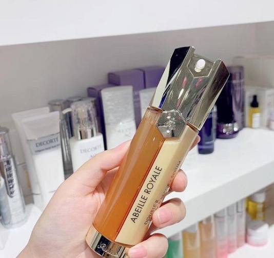 产品|抗皱精华液哪个好用 年轻女士适用的抗老抗皱精华推荐