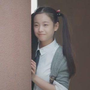 因为|没考上大学却被徐静蕾力捧，陶虹都忍不住夸她，李庚希有什么魔力