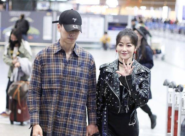 老公|陈紫函就算和小9岁老公并肩，感觉也并没啥年龄差，就像妹妹一样