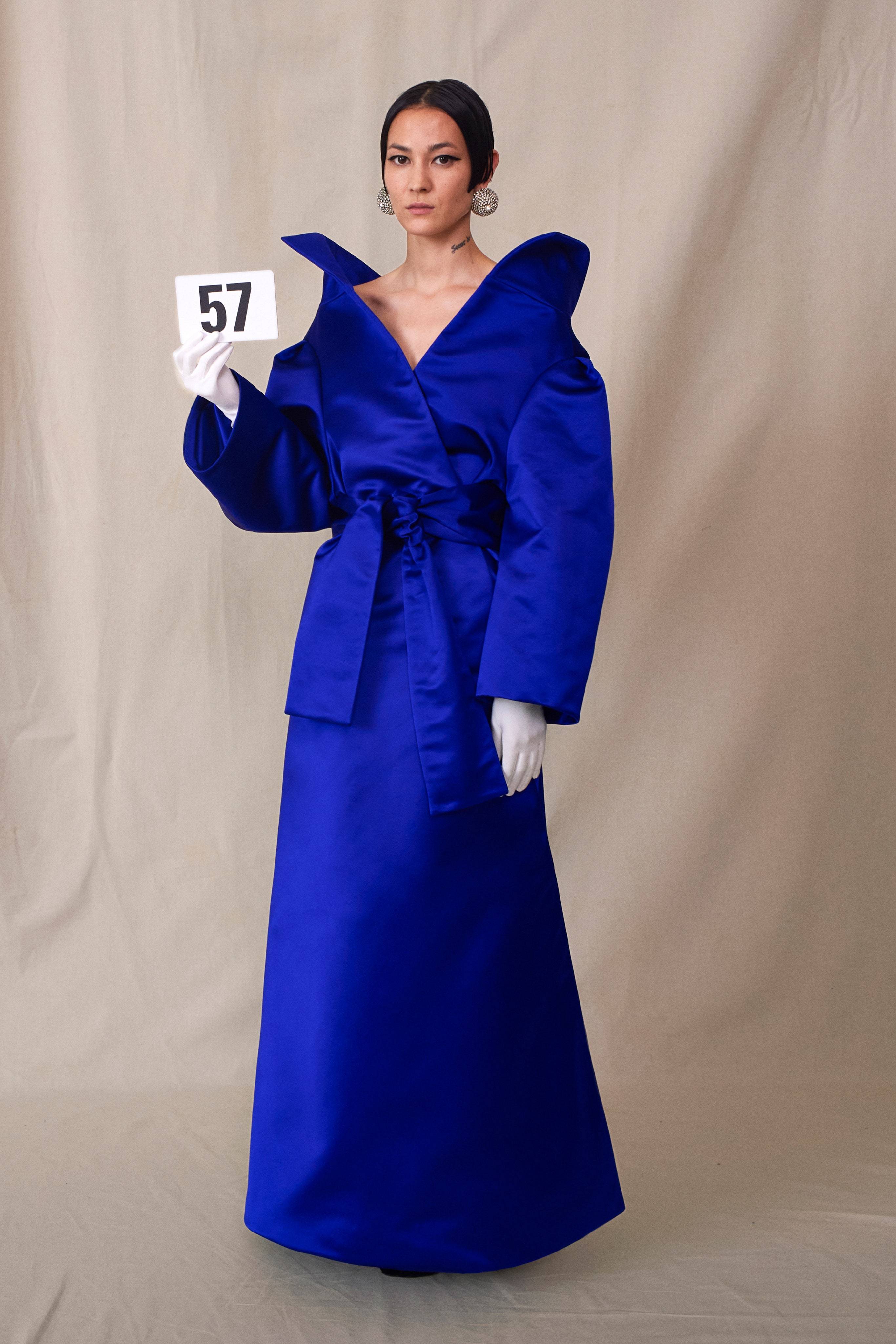 Demna|当潮牌魂穿高级定制，当Balenciaga回归