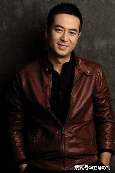 小咪|播出2集，就登顶卫视收视榜，张嘉译新剧又拿到了“收视王牌”？