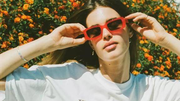 太阳镜|夏季选品攻略:今夏必备的 19 款太阳镜