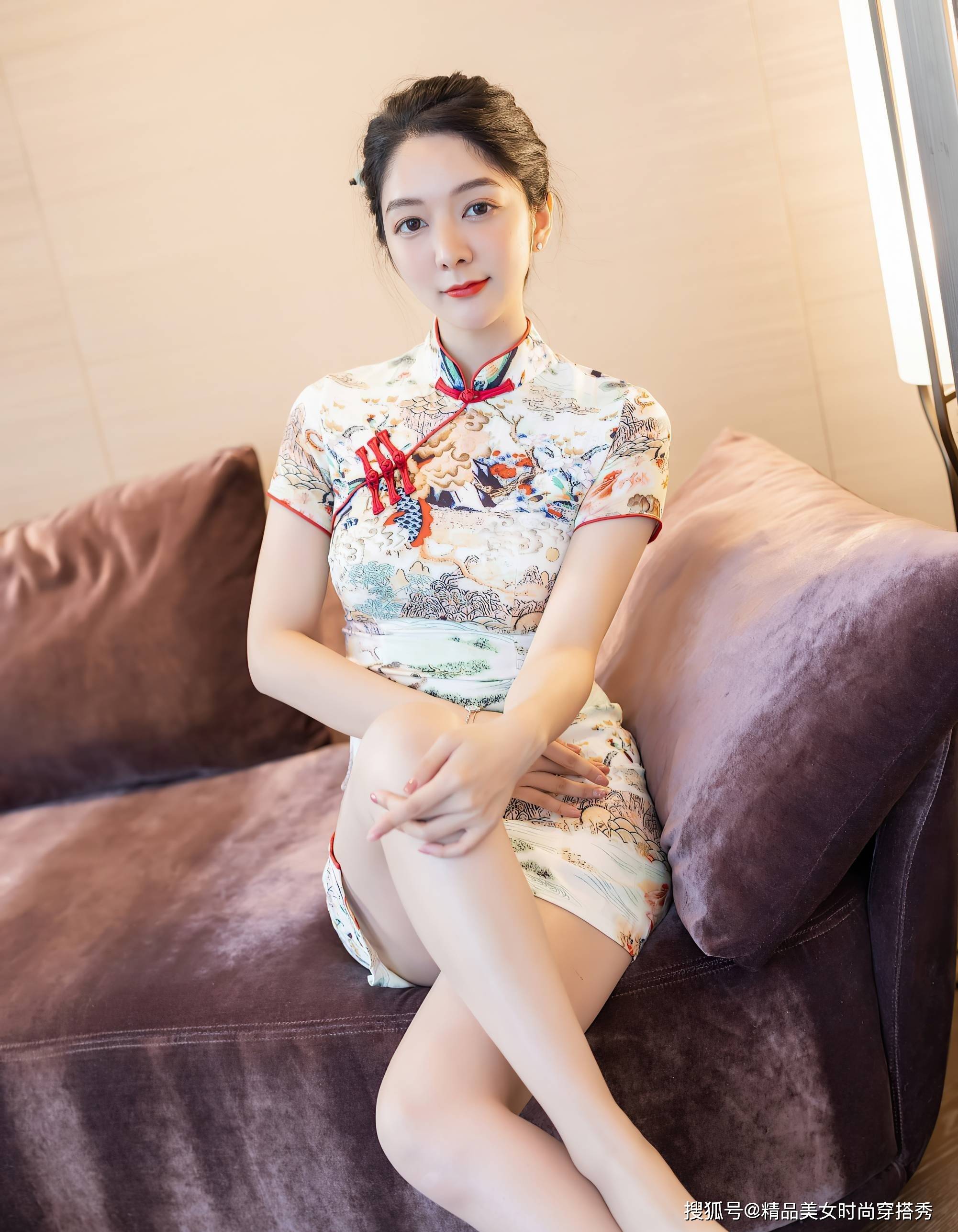黑色|古典优雅的旗袍，尽显优雅的身姿，尽显古典的美