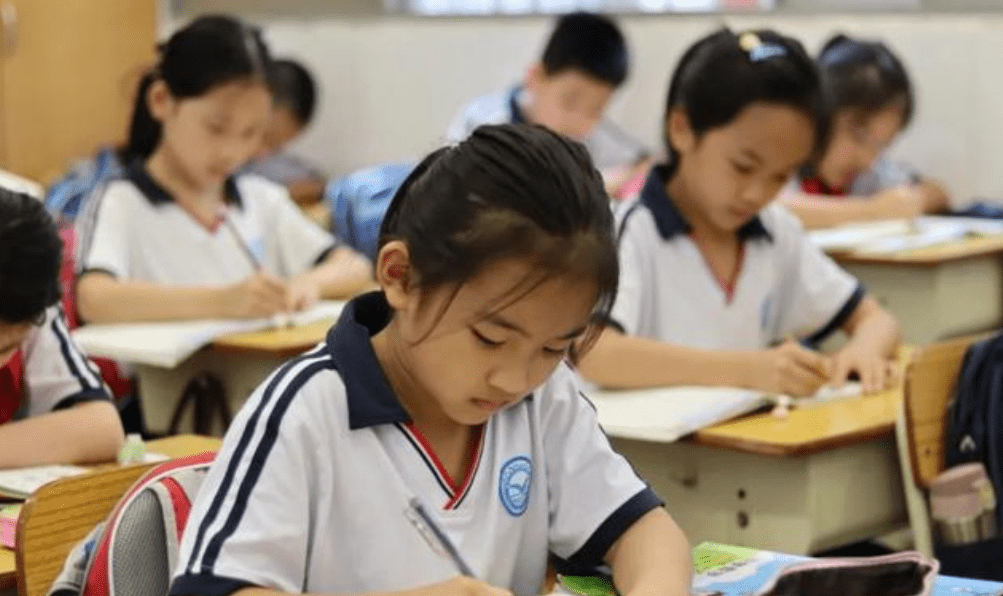 中小学学制或将改为 5 4 家长各持己见 教育部的回应来了 初中