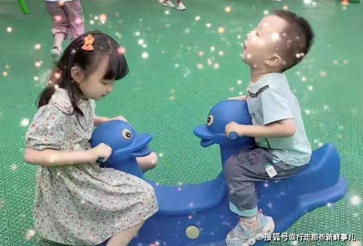 简单的手势舞幼儿 483bdfee68f24ca2b7ea35188c195b0c.jpeg