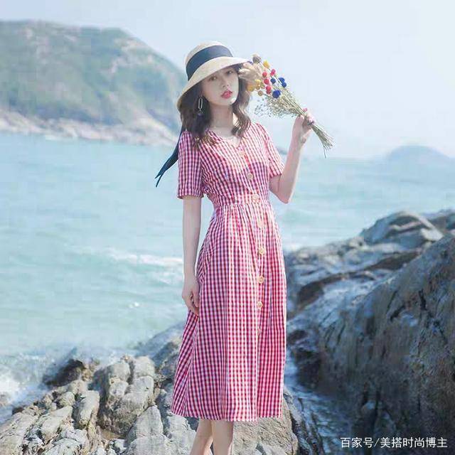 夏天|小个子气质端庄连衣裙，度假旅游必备