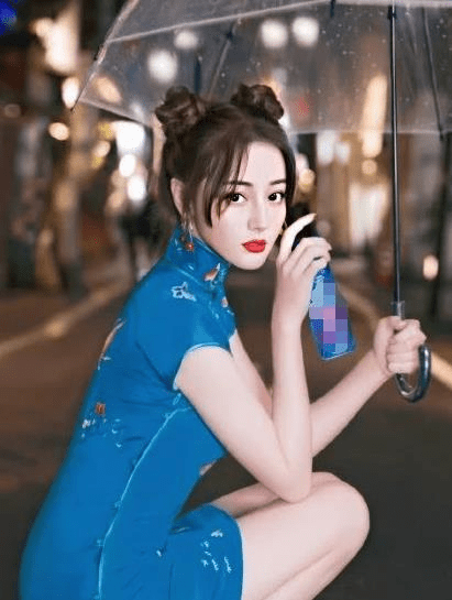 Pick|女星旗袍大赏：赵丽颖、杨幂、热巴、刘亦菲，你Pick谁？