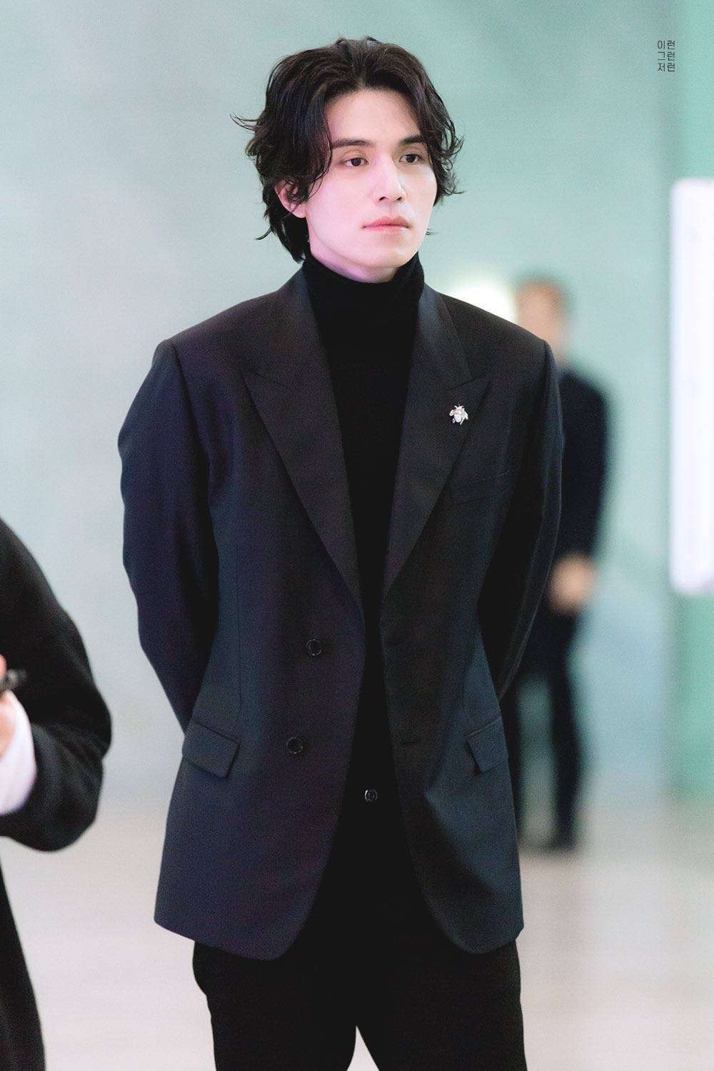 真配|“死鬼CP”锁了,孔刘的暖男穿搭碰上李栋旭的雅痞范儿,真配一脸