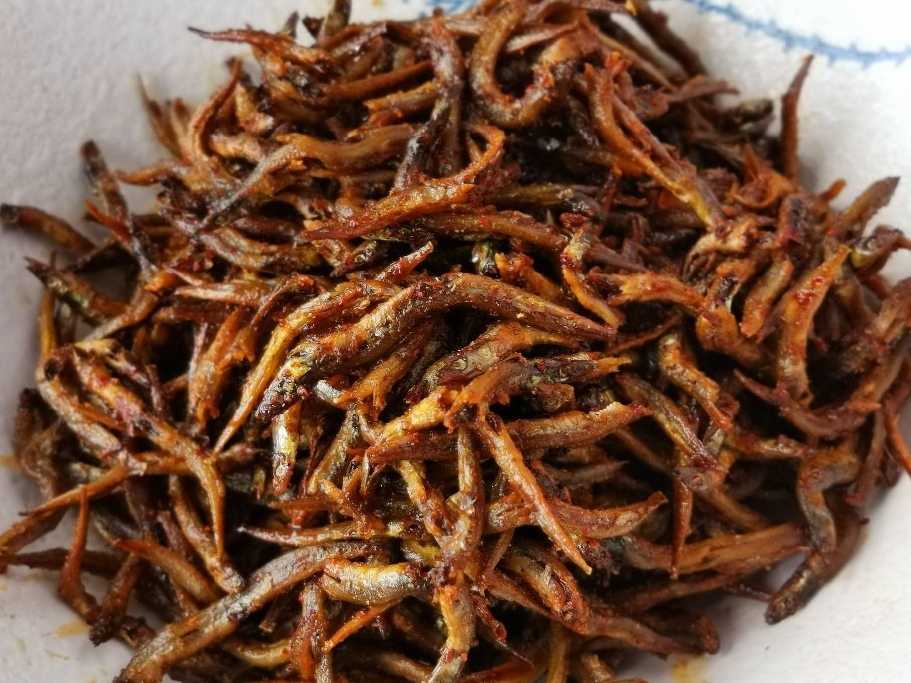 原创为什么超市的小鱼干这么便宜?1元1袋能吃吗?看完再买心有底