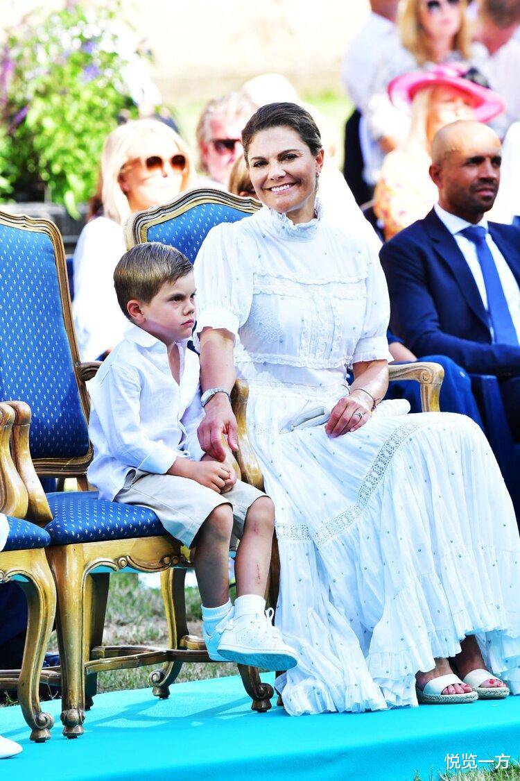 埃斯特拉|瑞典女王储维多利亚公主庆生 奥斯卡呆萌可爱 埃斯特拉似精灵