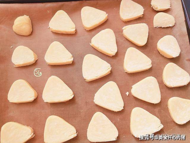 因为|简单拌一拌就能做出的饼干,孩子也会做,焦香酥脆,出炉吃不停