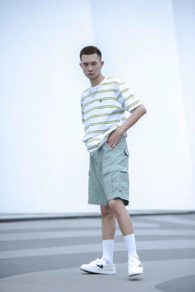 球鞋|秘!陈冠希和神秘大佬一起拍的Vlog视频,深扒一下,手慢无!