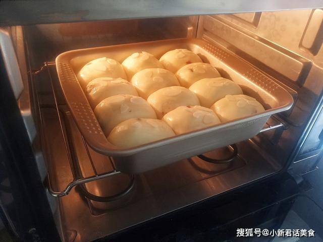 因为|这样做出来的面包，香甜柔软，太好吃了，儿子连吃5个直夸香