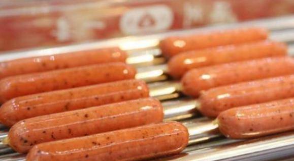 食品|5岁男宝哭闹肚子疼,没想到是宝妈贪便宜,买购的好零食惹的祸