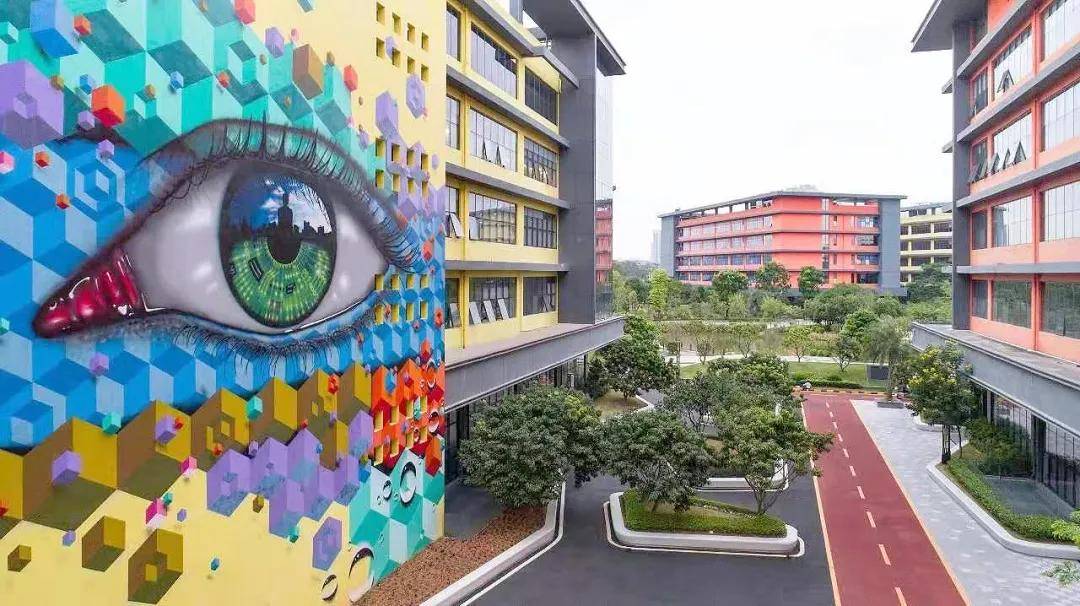 ▼锦绣科学园涂鸦▼深圳动漫园3d彩绘从涂鸦艺术到陶瓷艺术,从欣赏到