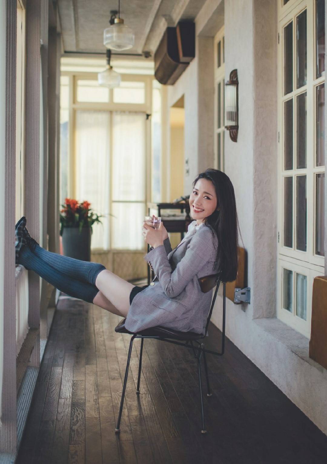 黑色|《少年派》王艺瑾真的好会穿,私服减龄又时髦,怪不得被杨幂赏识