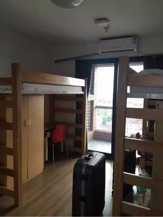 上海纽约大学:水电网一价全包 网络出口在香港 稳定高速 不断电不断网