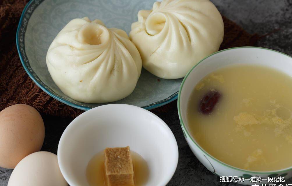 包子|成都人早餐的“4件宝”,原来吃得如此平淡,一点不像四川人