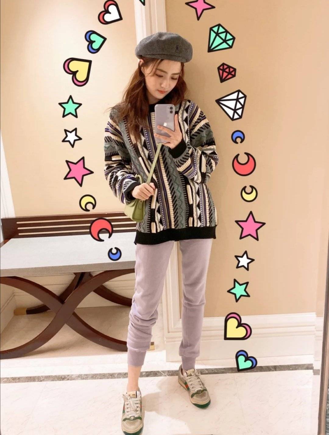 卫衣|徐璐真是被张铭恩宠成小公主，穿搭越来越甜美可爱，少女感十足