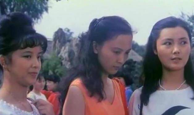 角色|60岁赵静近照，刚出道就走红，颜值不输刘晓庆，嫁军官恩爱40年