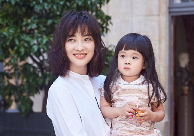 过来人|梅婷对女儿“眼神杀”引争议，过来人：二胎妈最常见的错，能理解