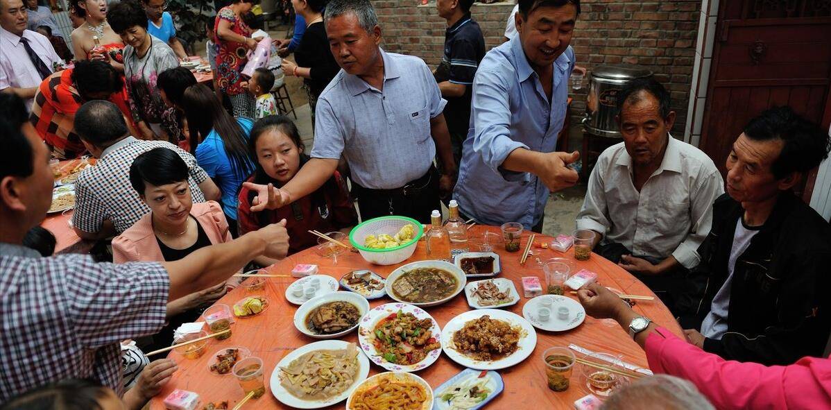 前夫|老人:儿媳,跟我儿子复婚吧!女人:我已经再婚了