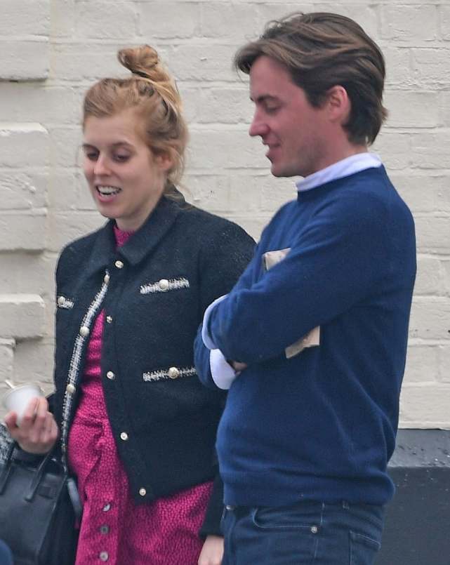 老公|英国最美公主晒照庆祝结婚一周年!穿黑背心似大妈,二婚老公变丑