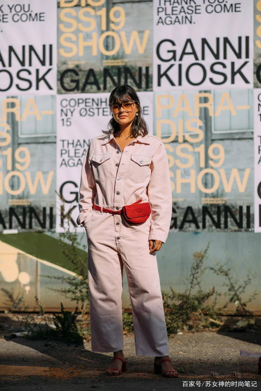 高跟|天气再热也别总穿背心配短裤，今年流行“连体裤+凉鞋”，超清爽