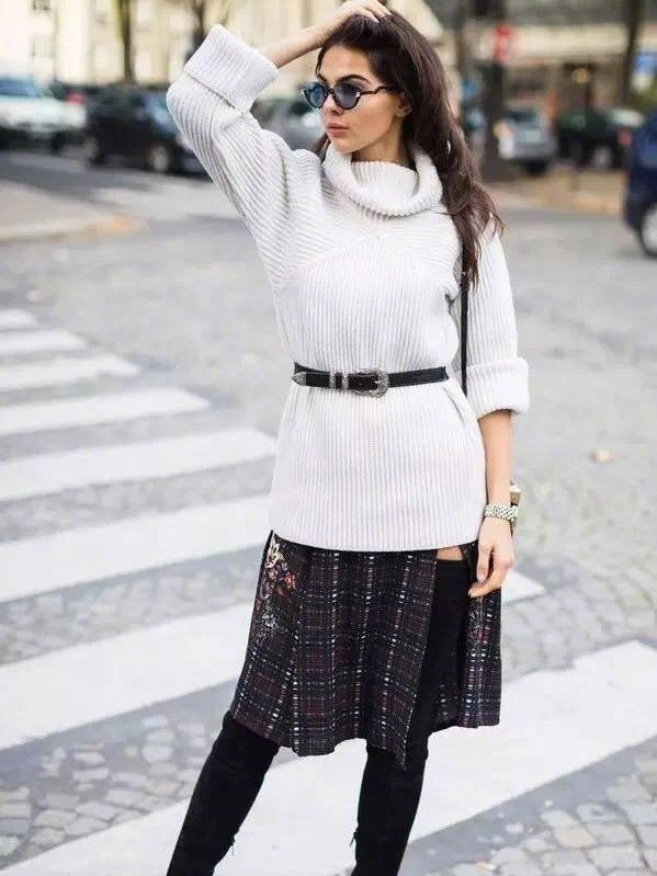 毛衣|丢掉烂大街的卫衣吧!今年流行这类“高格调”毛衣,时髦又有个性