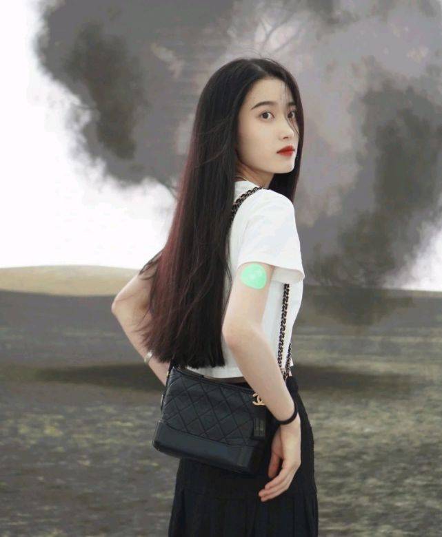 腰围|女生的服装穿搭很有讲究，穿对了不仅显高又显瘦，而且优雅又大气
