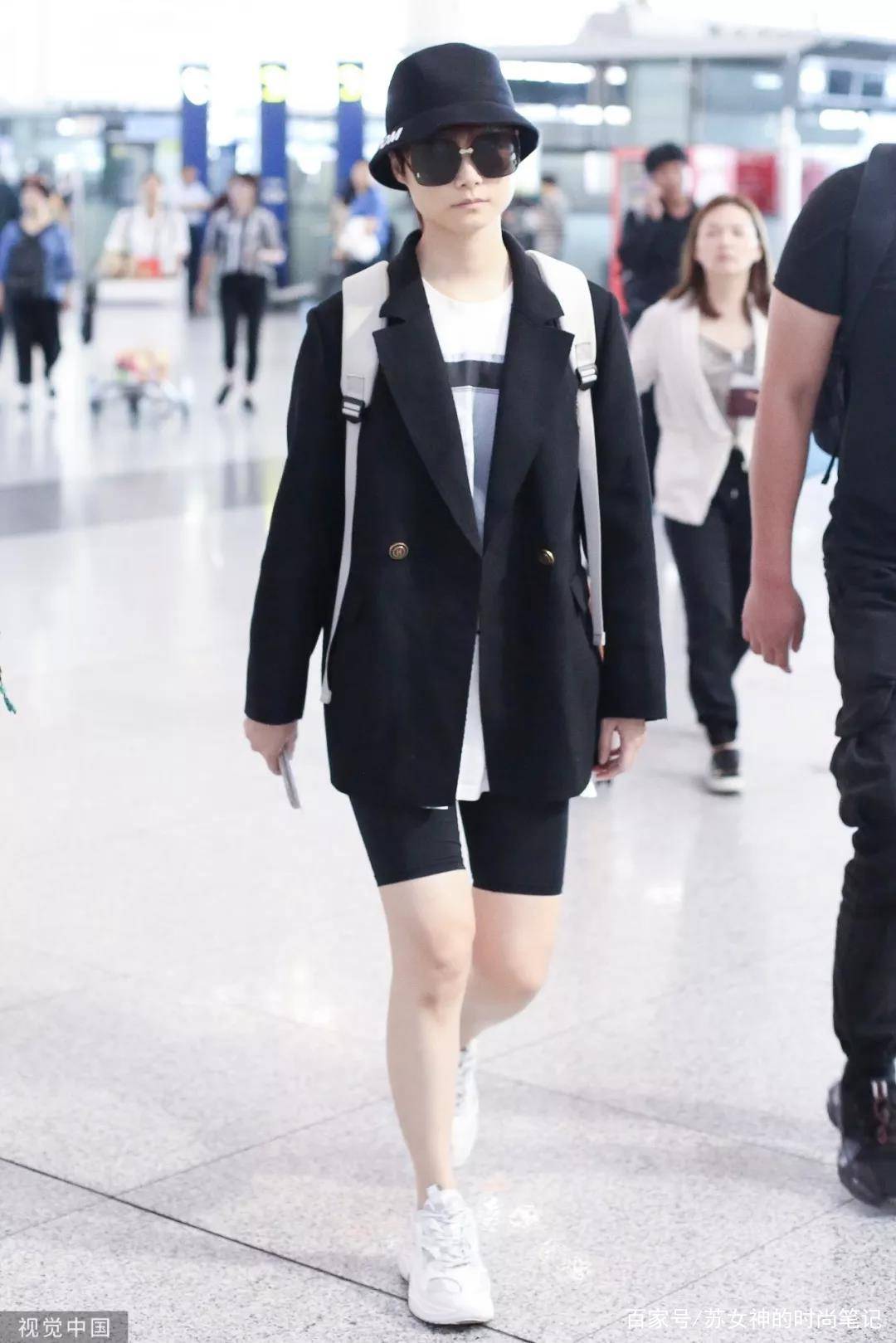 上装|最近流行了一种新穿法,叫“上衣+骑车裤”,新潮时髦,明星都爱