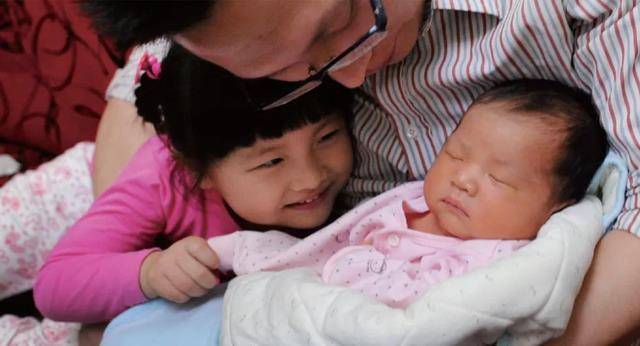 因为|生二胎给老大做伴有必要吗？宝妈称“不生了，反正就只是个亲戚”