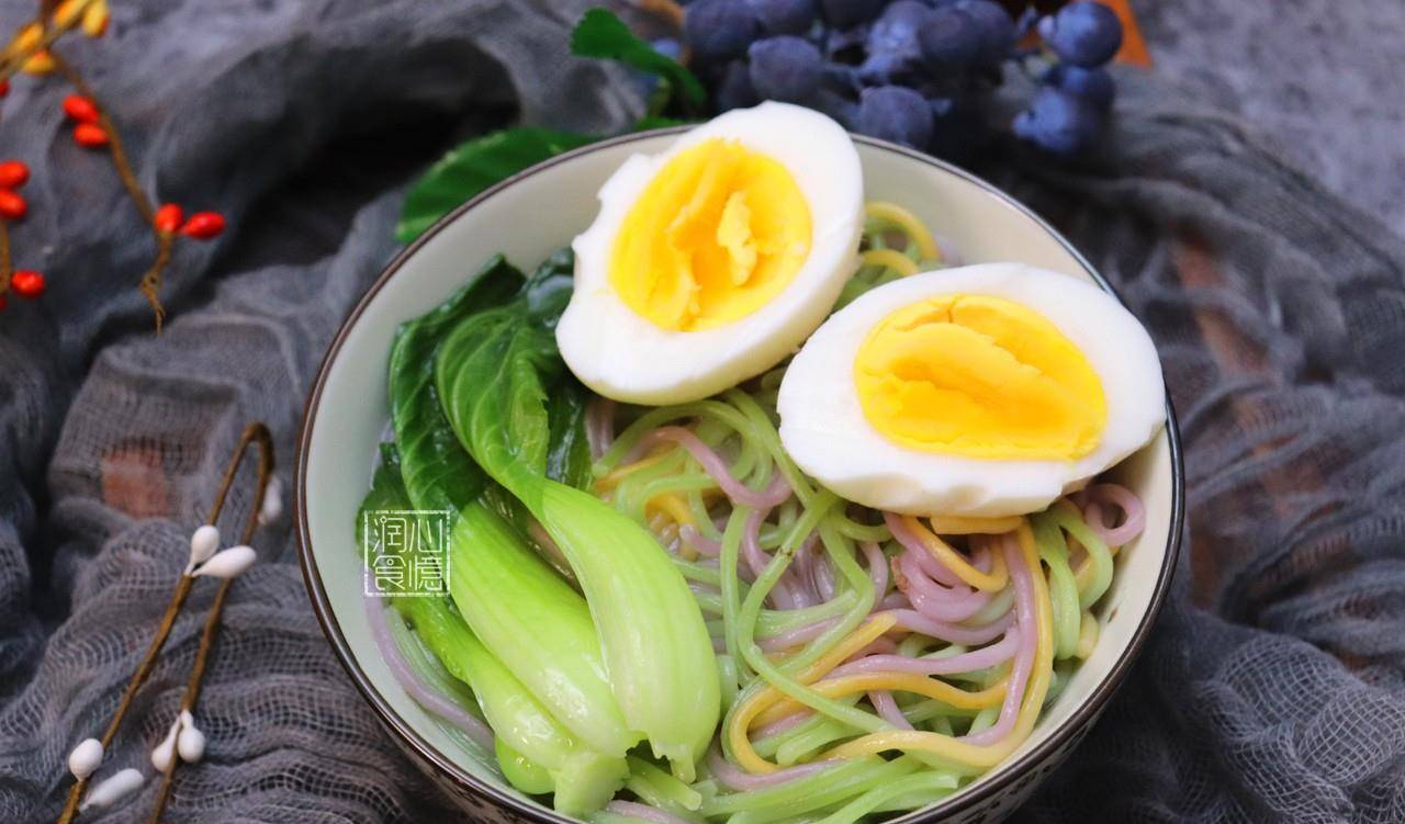 作何|如果在6种早餐里选择一种连吃一个月,你会作何选择?朋友都选第4