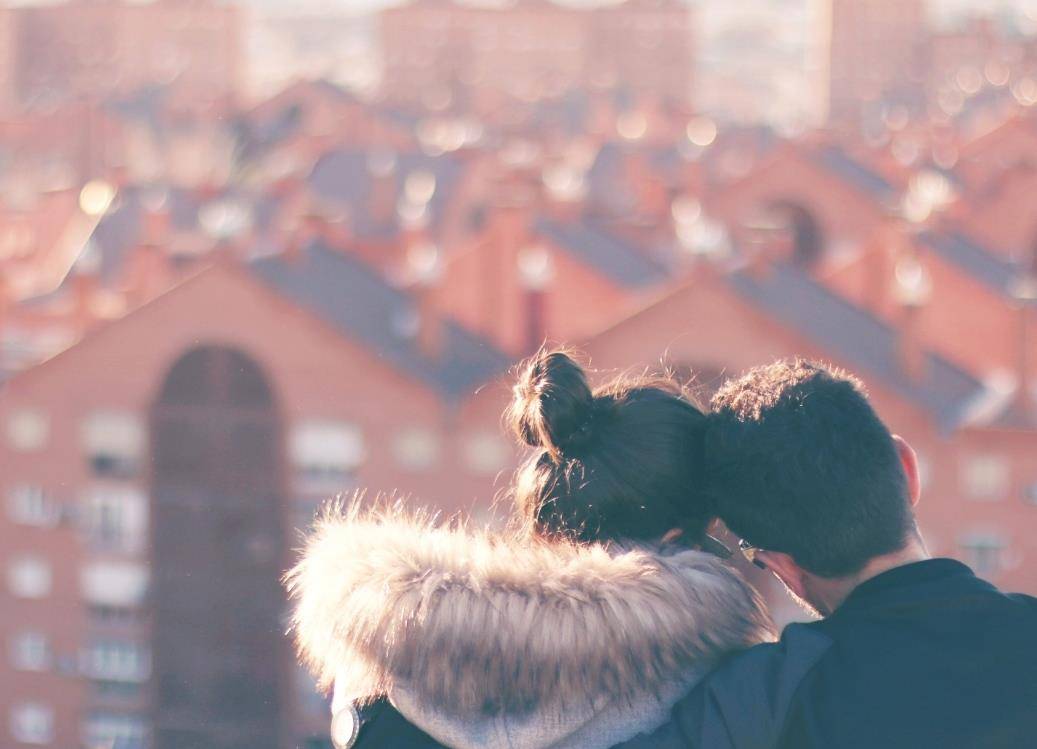 岳母|岳母让女婿照顾8岁小舅子，女儿却反问：那俺肚子里的孩子谁养？