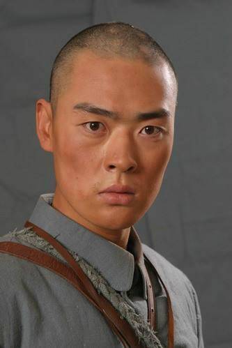 24岁出演亮剑走红,29岁患抑郁症自杀两次,出道至今无绯闻_张桐