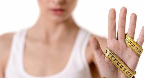 空腹|不论男女,早上起床后,尽可能多做2件事,脂肪“肉肉”悄悄溜走