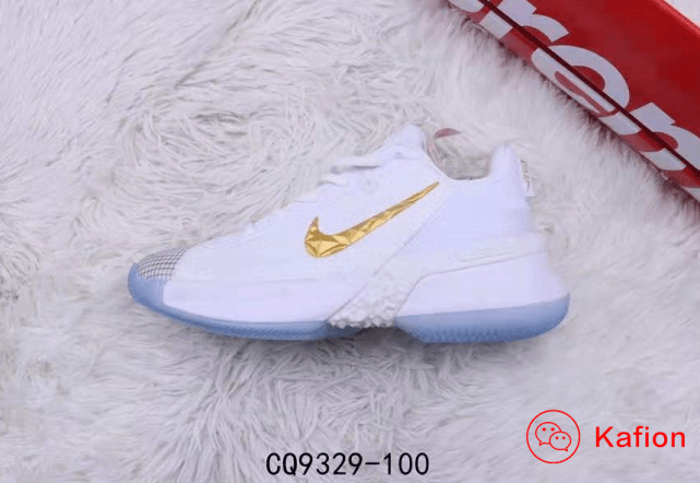 耐克nike Ambassador 13代詹姆斯运动实战篮球鞋评测 鞋舌