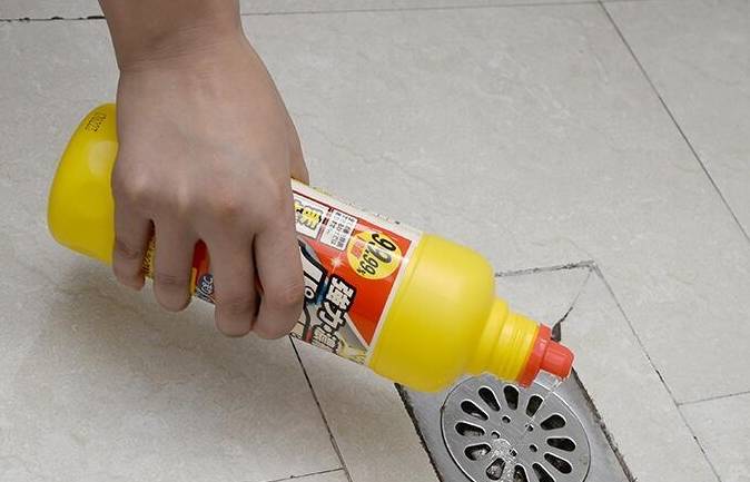 马桶堵了但还缓慢下水怎么解决 ac20dd2bb7794b69907be9a34ec118b4.jpeg