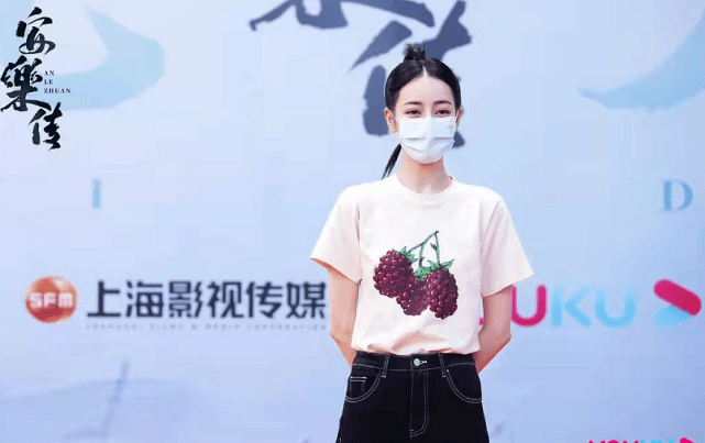 进行|龚俊成新晋顶流！梳古装发型穿牛仔裤大长腿吸睛，搭档热巴配一脸