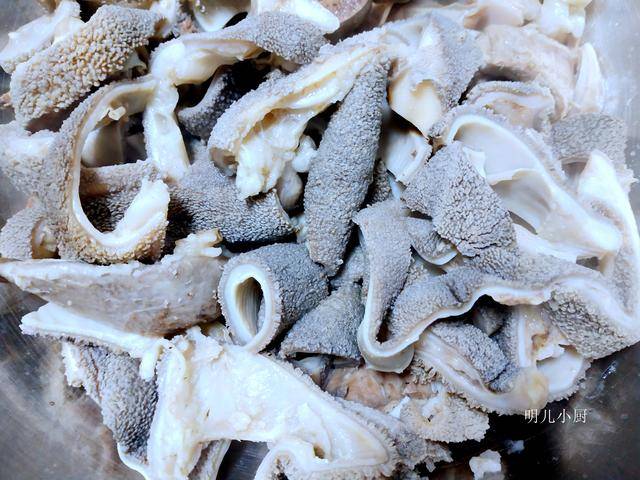 怎么样处理羊肚 c574306bc2ac4610818aafd620c19bf8.jpeg