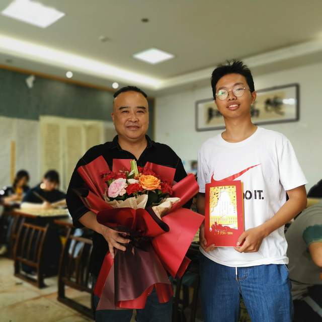 厉害了!南阳又一书法考生圆梦985