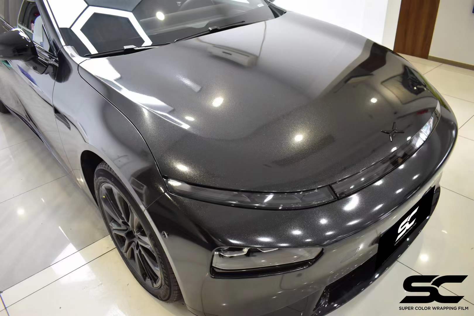 小鹏p7鹏翼版全车改色scfilm改色膜极光黑