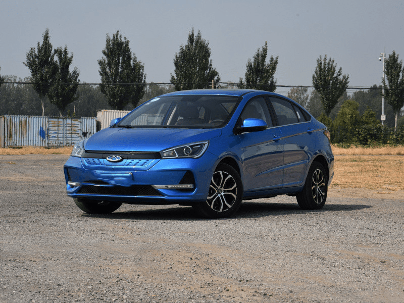 奇瑞新能源艾瑞泽e一款有型有品有态度的汽车