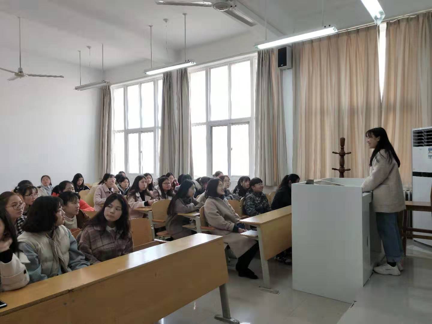 调整|2021幼师入职有调整，“专科生”无法成为幼师？没你想的那么简单