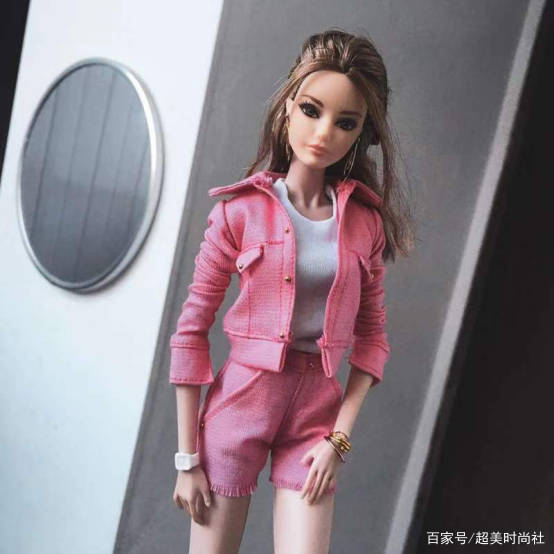 牛油果|女生们都爱的公主粉，为啥你穿成村姑？她却穿出了高级感