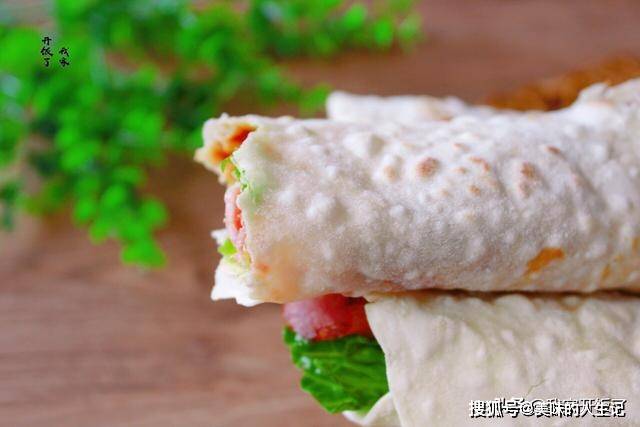 因为|老公早餐就馋这卷饼，一分钟就烙好，荤素可搭配，卷啥都好吃